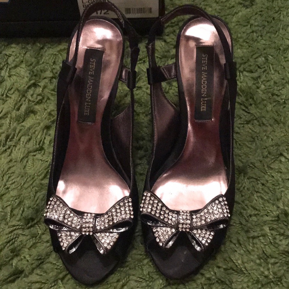 Steve Madden Luxe Glitz Rhinestone Bow Heel